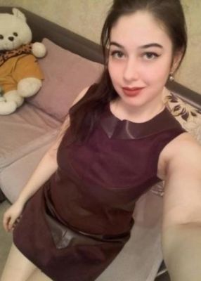 Вика из Домодедово_r, забронировать на час